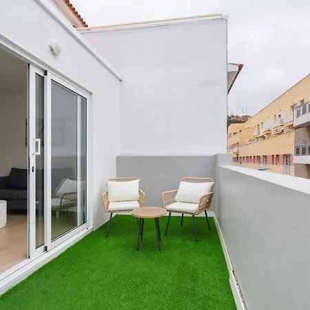 Atico Con Encanto Y Tranquilidad