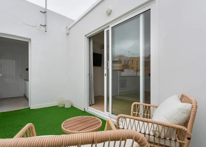 Atico Con Encanto Y Tranquilidad *